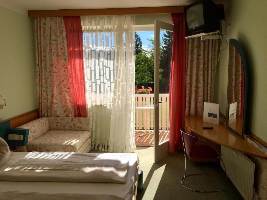 Hotel Promenaden-Strandhotel Marolt 3*